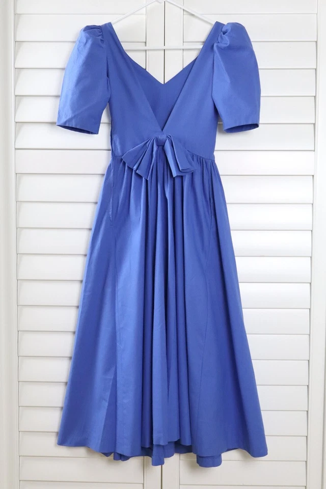 Maxi Vestido LAURA ASHLEY Vintage Lazo Espalda Línea A Cintura Fruncida Talla US 6 Foto 4 de 4