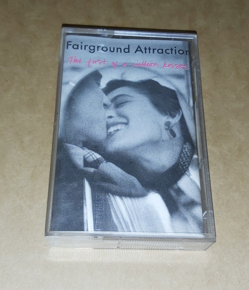 The First of a Million Kisses［カセット］ Music Cassette Tape Fairground Attraction The First of a