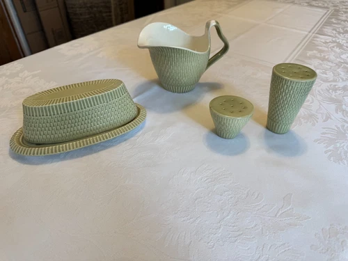 Mid-Century Modern Vintge Red Wing Pottery Capistrano Pattern Serving Dishes