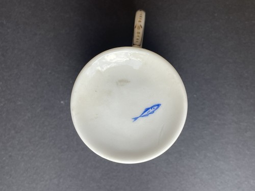 Charmante Tasse citron en Porcelaine de Nyon - Suisse - Décor de fleurs XIXe - Bild 3 von 4