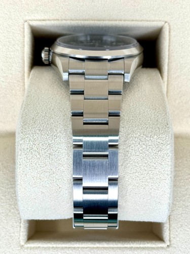 NEW 2025 Rolex Explorer 36mm 124270 Stainless Steel Black Dial - Picture 4 of 10