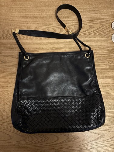 Bottega Veneta intrecciato leather shoulder bag Black