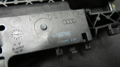 Audi A8 S8 4H D4 Bearing Bracket for Door Handle Frame Holder Front Left - Picture 3 of 3