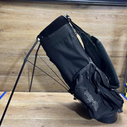 Ping Hoofer Stand Golf Bag Black 4 Way Divider Emblem