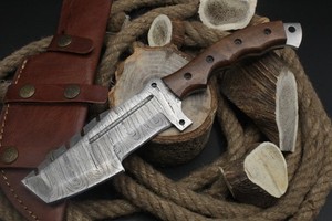 Handmade Damascus Steel Custom Hunting Bowie Knife with WOOD material Handle