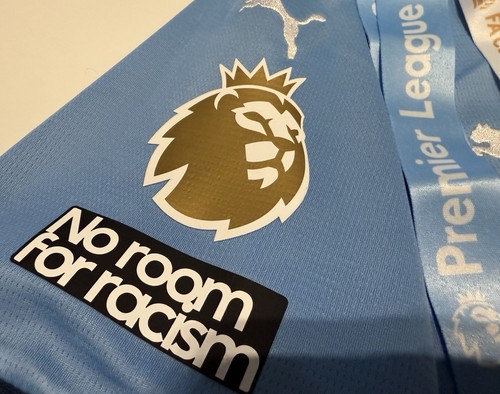 Camiseta y medallas y encuadernación Erling Haaland Manchester City Champions - Imagen 5 de 19