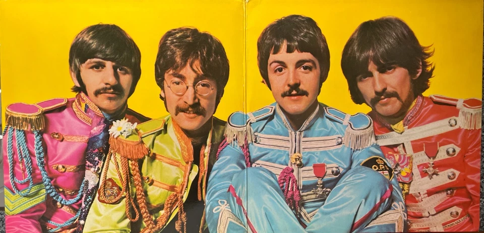 The Beatles Sgt. Pepper's Lonely Hearts Club Band · Lp · 1970, photo 3 of 5