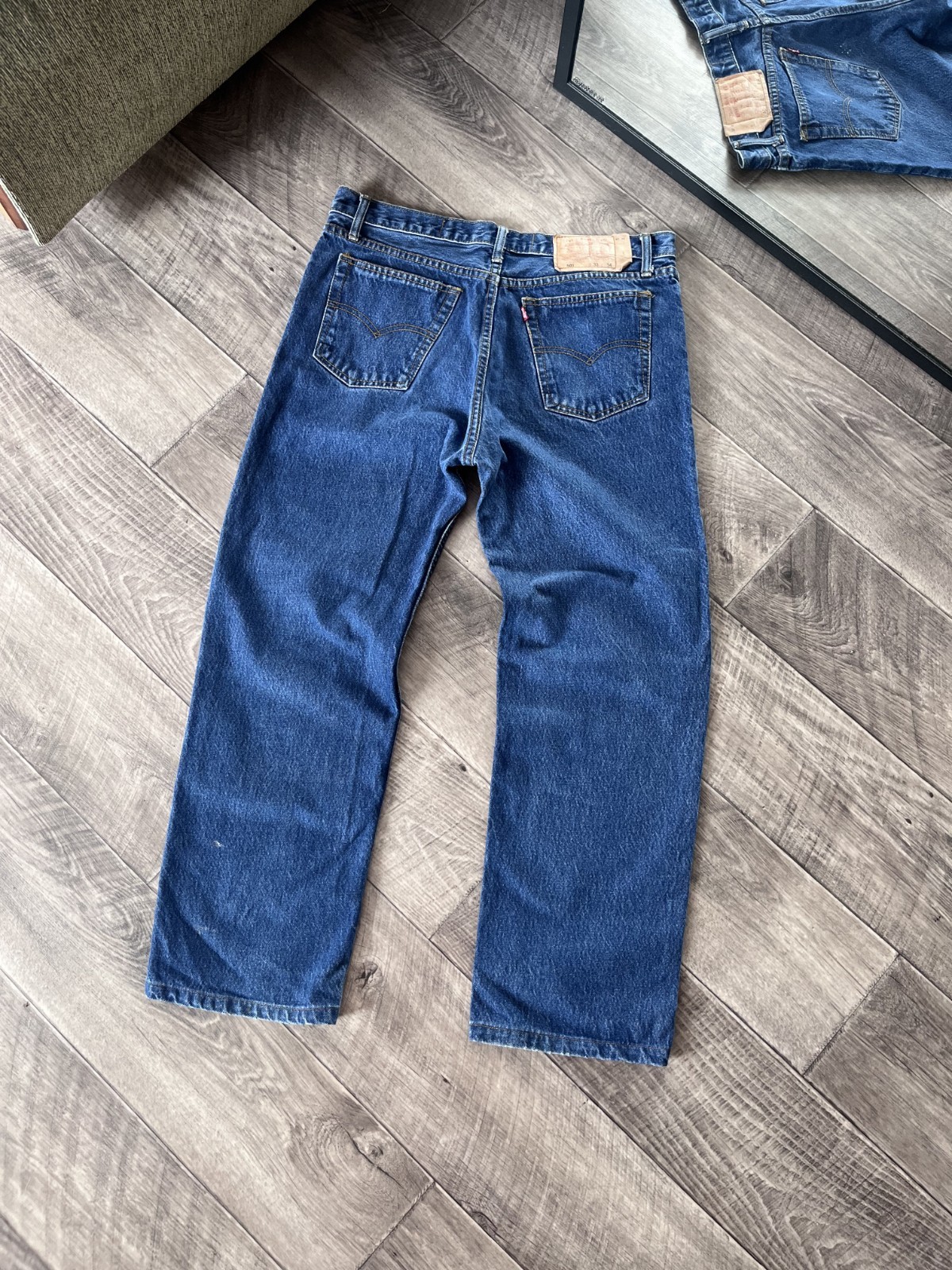 Levi’s 501 Made in USA Jeans 33x34 Button Fly Vintage 90s Medium Wash