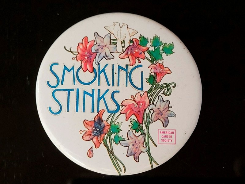 1970's SMOKING STINKS Pinback Button American Cancer Society