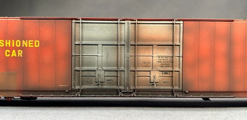New Weathered Tangent Conrail "Patch" 86' Autoparts Boxcar, HO scale - Picture 11 of 16