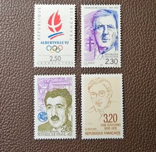 2039 - FRANCE - SCOTT# 2206, 2207, 2208, 2213 - MNH - CAT $4.50