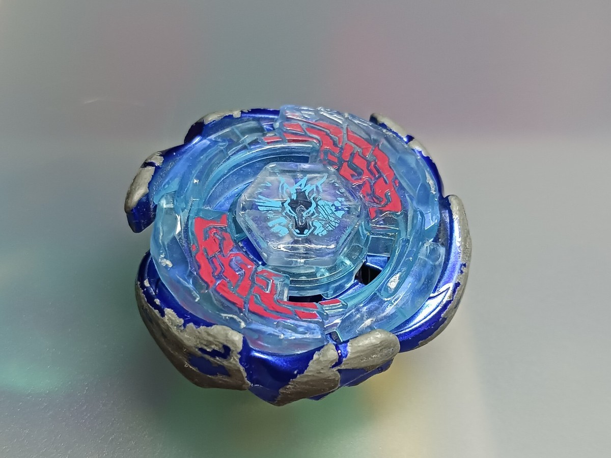 Beyblade Metal Fight - Galaxy Pegasus W105 R2F- Takara Tomy