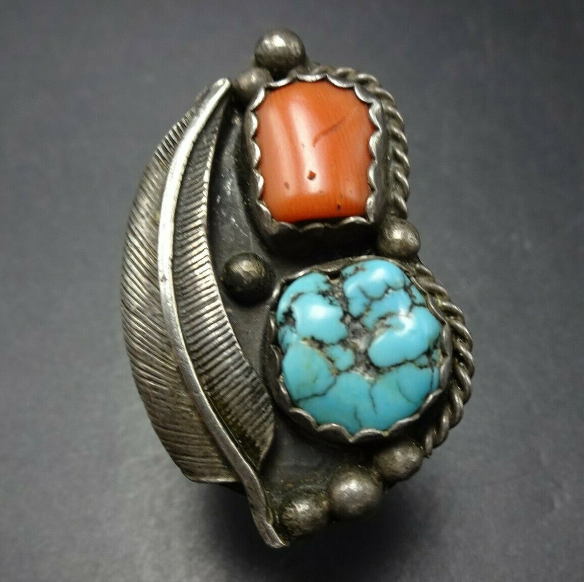 Exceptional Vintage Native American Navajo Two Coral Sterling Silver Flank Ring Exceptional Vintage Native American Navajo Two Coral Sterling Silver Flank Ring