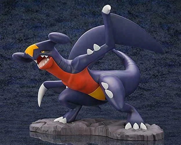 ARTFX J 'Pokemon' Series Cynthia with (Garchomp Knakrack