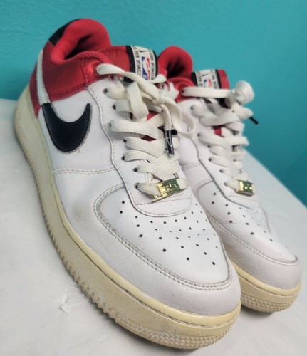 Nike Air Force 1 07' NBA University Red/White-Black BQ4420-600 Sz 8.5 2019 - Picture 4 of 16