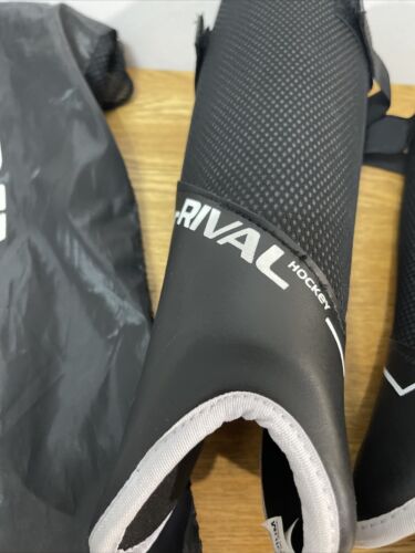 Rival Hockey Ultra Shin Pads Black Medium - Picture 3 of 9
