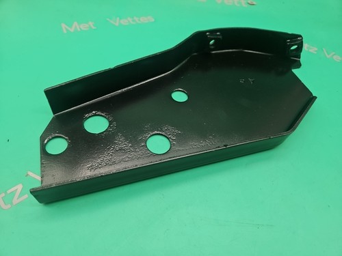 C3 69-72 Corvette Front Crossmember to Frame Bracket Extend Left OEM 3958797 - Bild 1 von 9