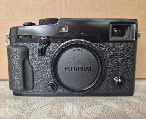 Fujifilm X-Pro 2 Spiegellose Digitalkamera 24MP Schwarz OVP 3x Batts Entfernungsmesser - Bild 8 von 17