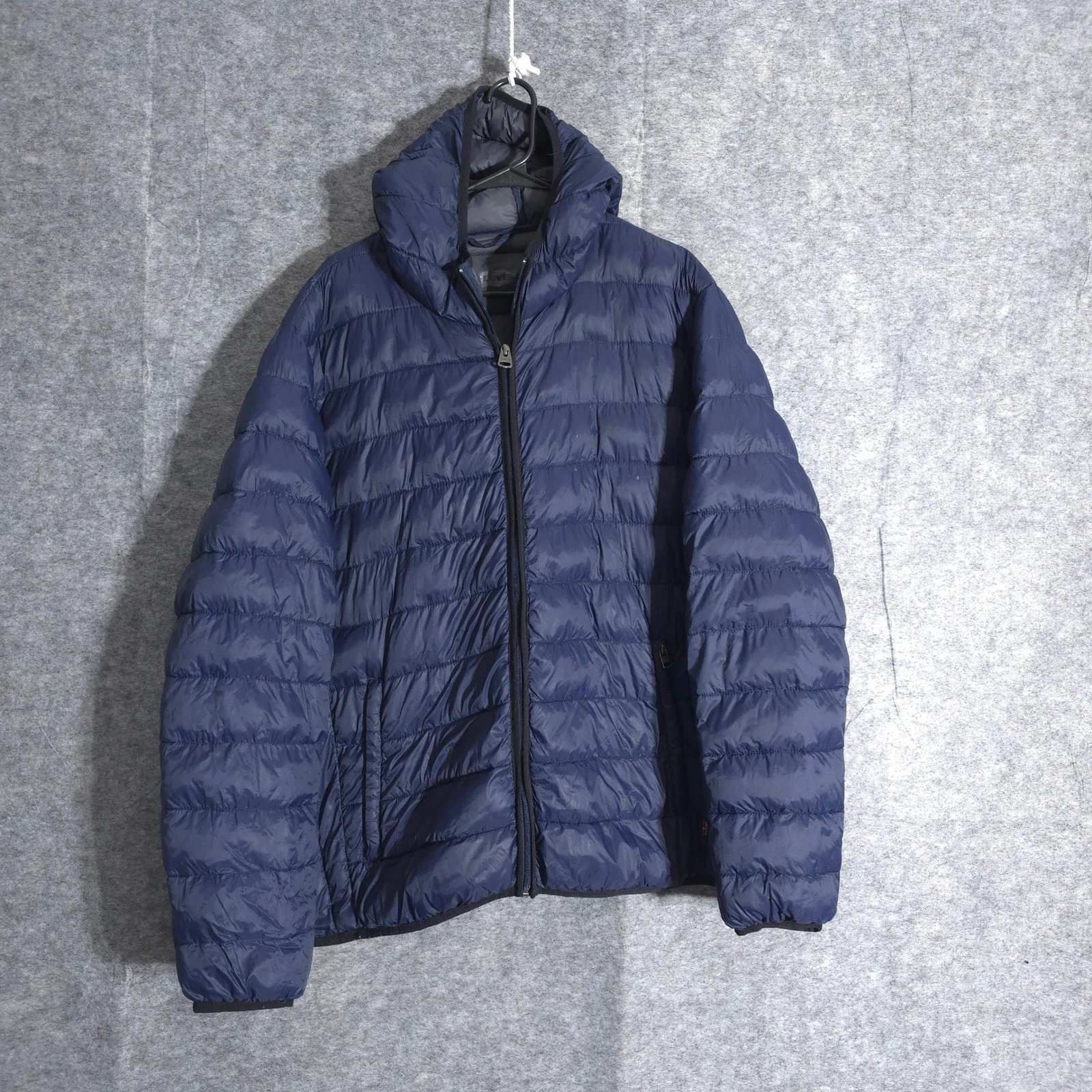 Levi's Jacket Mens XL Blue Hooded Packable Lightweight Insulated Puffer Outdoor
Opens in a new windo