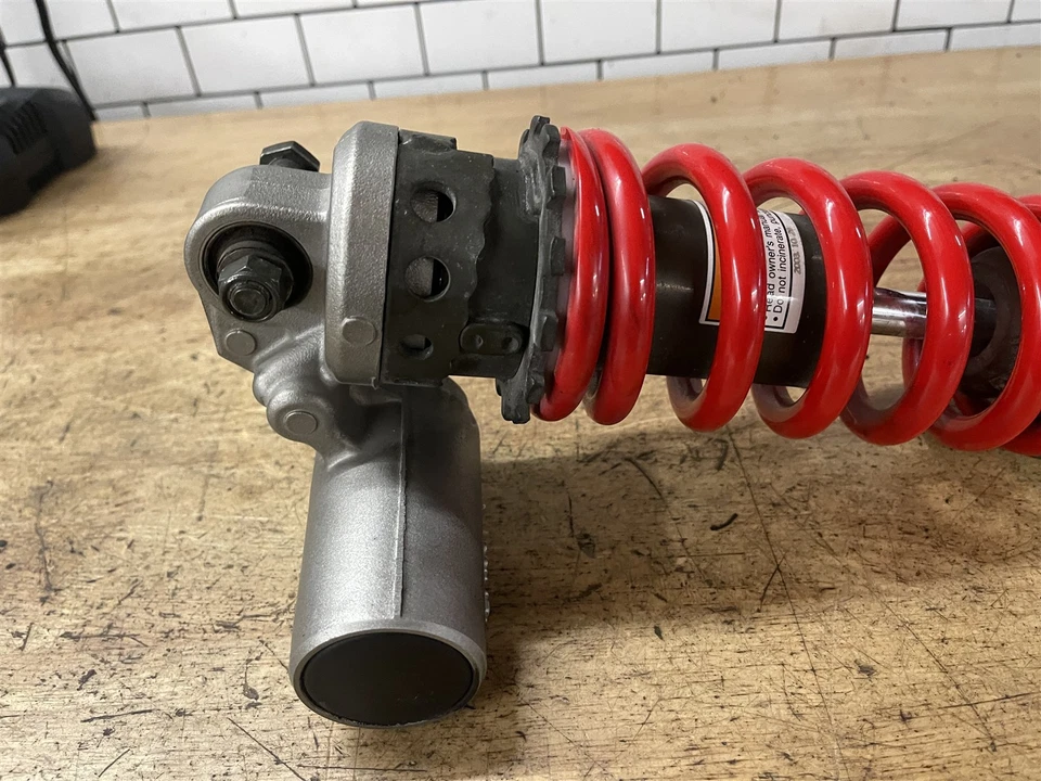 Amortiguador de suspensión trasera Yamaha FZ-1 FZ1 FZS1000 01 02 03 04 05 OEM Foto 2 de 3