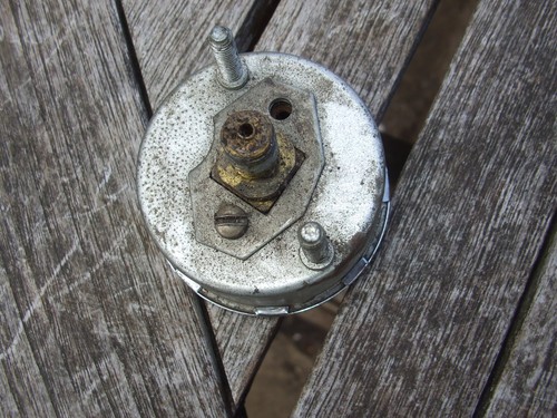 CLASSIC CAR AC 2" oil pressure gauge as removed working 0 - 100 lb - Picture 2 of 3