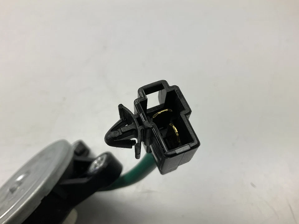 REMAN. Motor ventana eléctrica derecha Cardone 47-4535 para Suzuki Verona 2004-2006 Foto 4 de 4