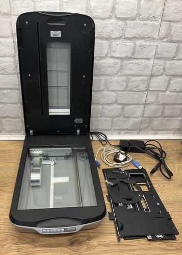 Scanner photo Epson Perfection 4490 avec supports film - Entièrement fonctionnel Win 10 & 11 - Photo 6/9