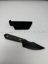 Kizer Harpoon Fixed Blade Knife 3.84 D2 with Sheath Black Micarta Handle