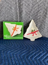 Vintage Mount Clemons Pottery Porcelain Ribbon and Holly Candy Dish in box