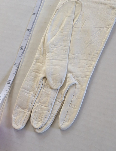 Vintage Gloves soft leather Christian Dior Bonwit Teller Off White Museum Lot#3 - Picture 5 of 10