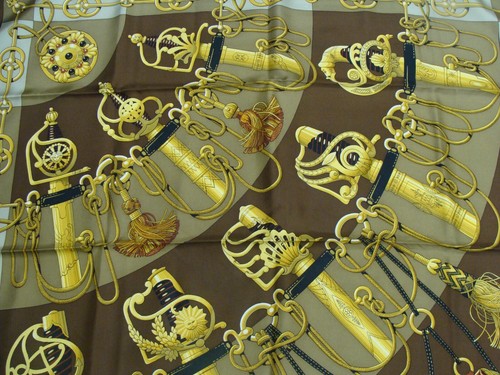 Hermes silk scarf, CLIQUETIS ,unworn. - Picture 3 of 11