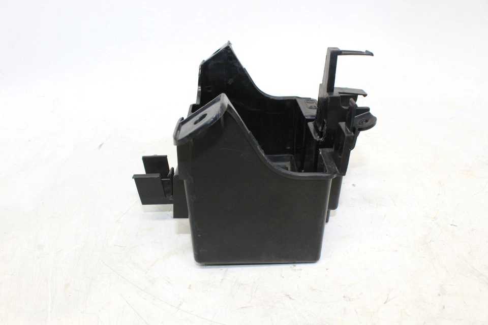 Suzuki Katana 650 GSX650F 2008 parte trasera trasera parte inferior bandeja de batería de plástico Foto 2 de 4