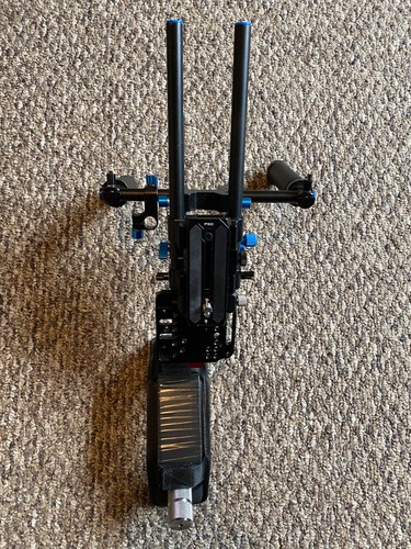 Neewer Shoulder Rig Kit + V Mount + Niceyrig Base + Extended Quick Release Plate - Picture 2 of 7