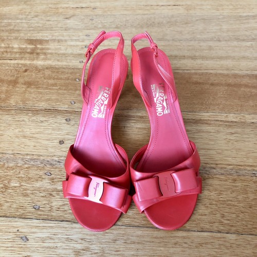 Salvatore Ferragamo Dark Orange Leather Vara Slingback Heels, Size 6.5 US/37 EU - Picture 4 of 11