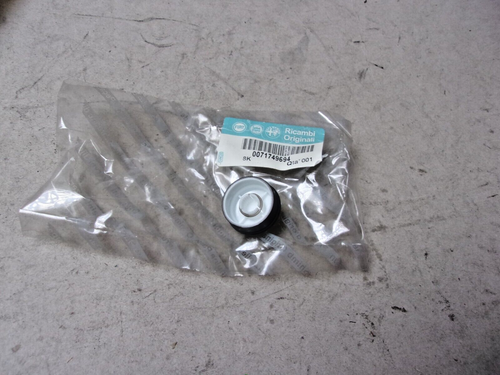 POMELLO AUTORADIO FIAT GRANDE PUNTO ABARTH ORIGINALE FIAT 71749694 - Foto 2 di 3