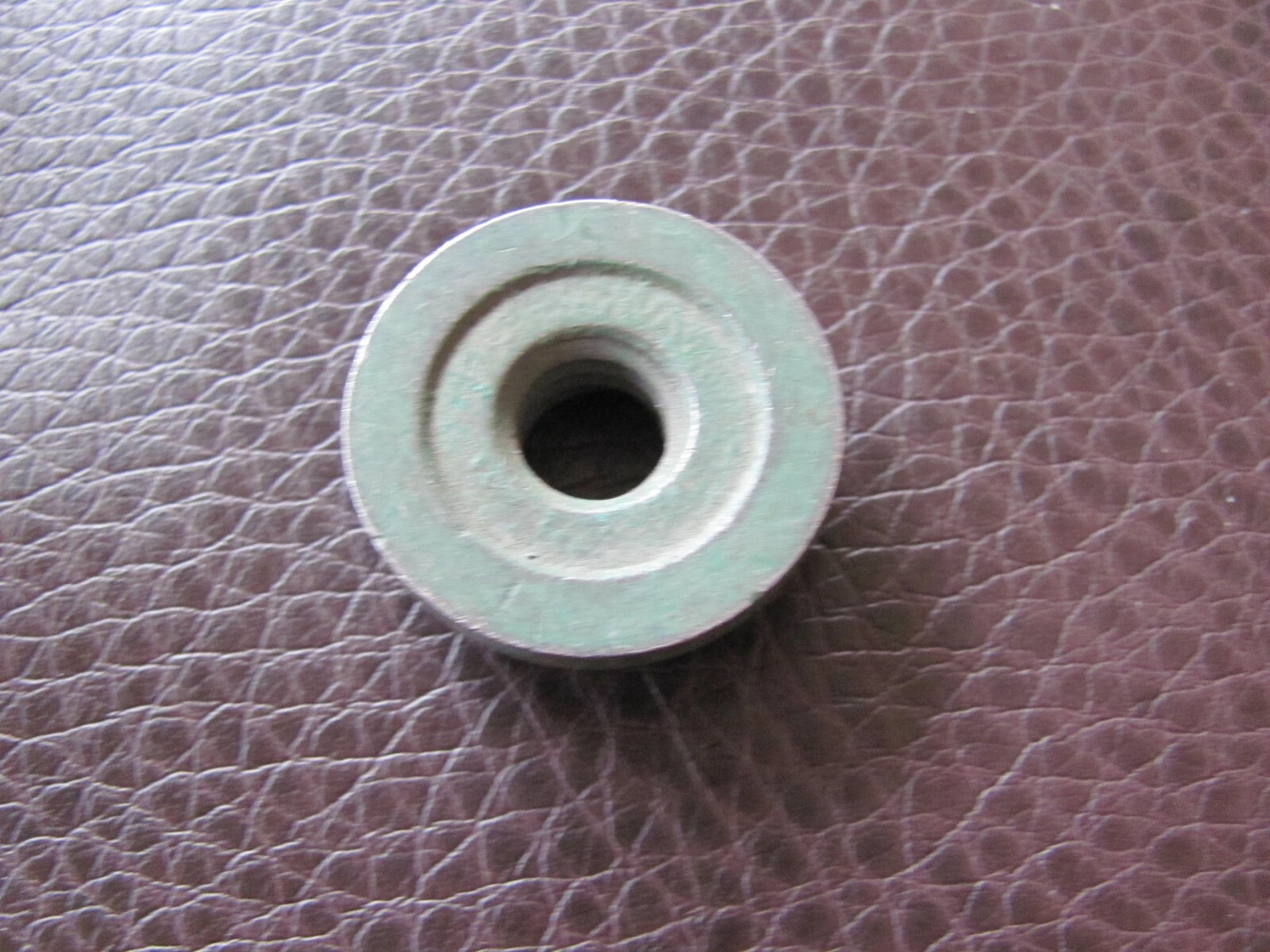 GM G Green Code hubcap wire wheel cover lock Cadillac Buick Pontiac