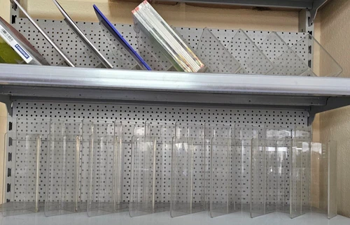 Plastik Trenner für Bücher, Schreibwaren, Schulhefte, Zeitschriften, Zeitungen.