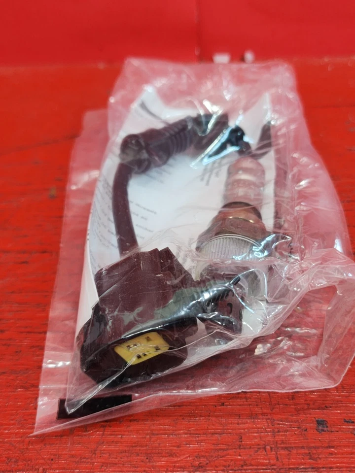 O2 氧气传感器 25185 适用于 2004 - 2005 年雪佛兰 Optra、铃木 Forenza 和 Reno — 第 2/4 张图片