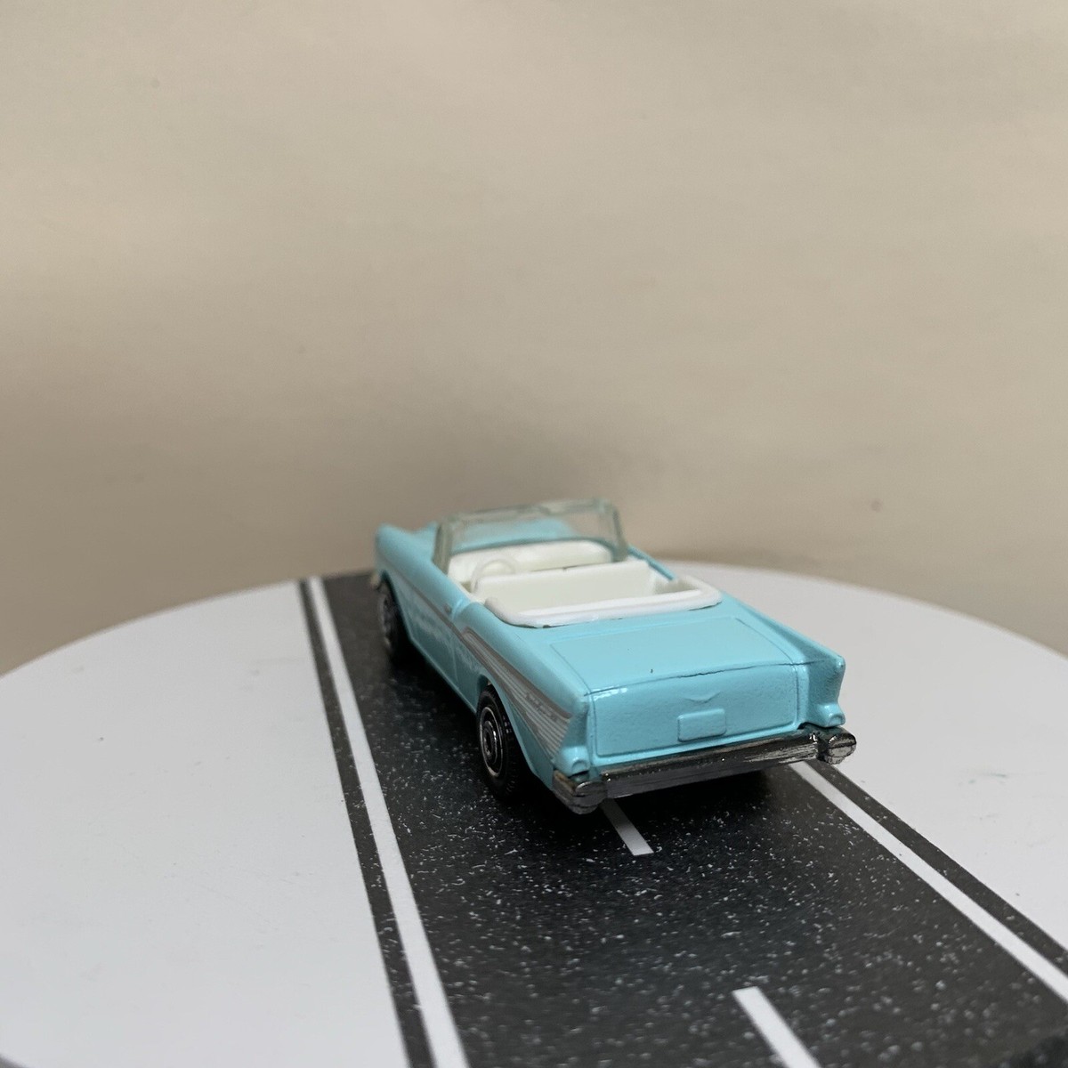 Matchbox MBX Adventure City #15/120 1957 Chevy Bel Air
