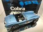 Foto 11 di 14