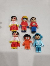2 RYANS WORLD MINI 2  SUPER HERO FIGURE MF514  OTHERS LOOK AT PICTURES   