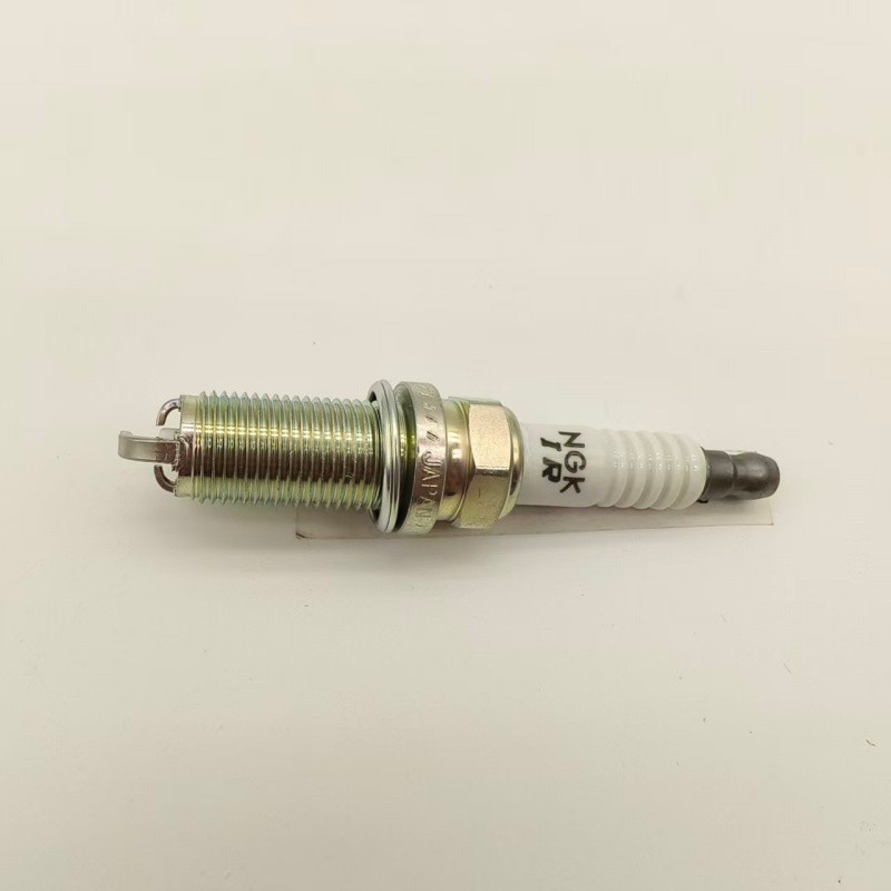 4PCS NGK DILFR6N-T 91657 Iridium Platinum Spark plug For Toyota
