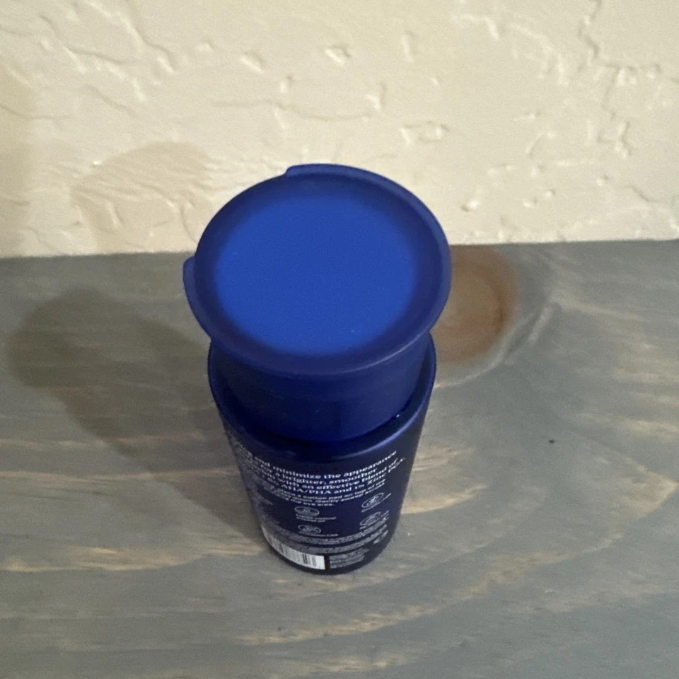 Curology Liquid Pore Exfoliant with 2% BHA, 8% AHA/PHA and 1% Zinc - 4 fl oz - Image 3 of 4