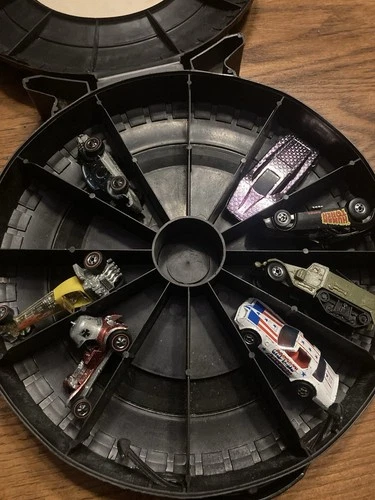 Lot of 11 VINTAGE HOT WHEELS Redlines 1 Blackwall Wheel case Restore Condition