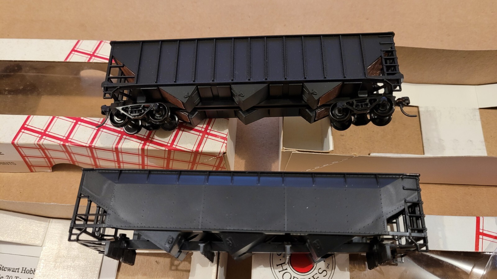 Lot of 2 HO Stewart Hobbies undecorated 70 ton Hopper Cars 9 and 12 panel eBay