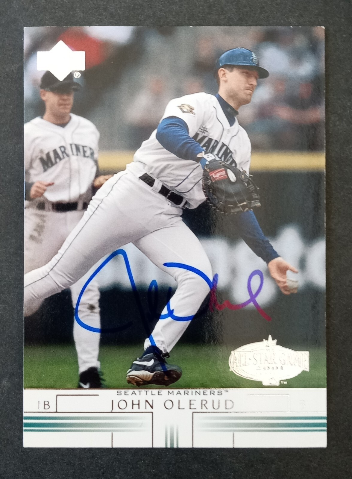 2002 Upper Deck SIGNED: John Olerud, MARINERS #124