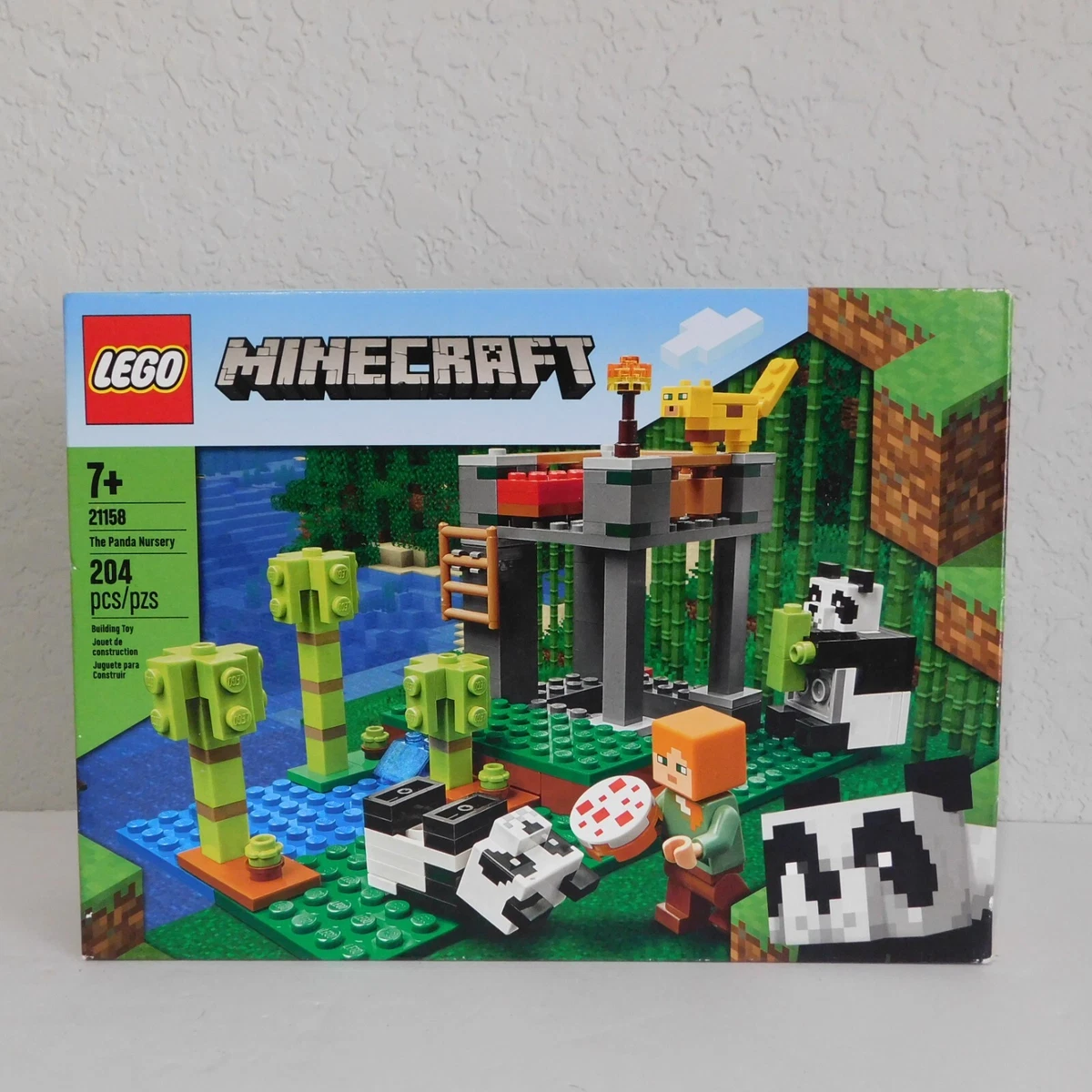 Lego 21158 minecraft discount the panda nursery