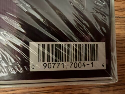The Hollies Lost Recordings and Beat Rarities 10 x 7" 45 rpm Box Set Vinyl NEW - Picture 3 of 3