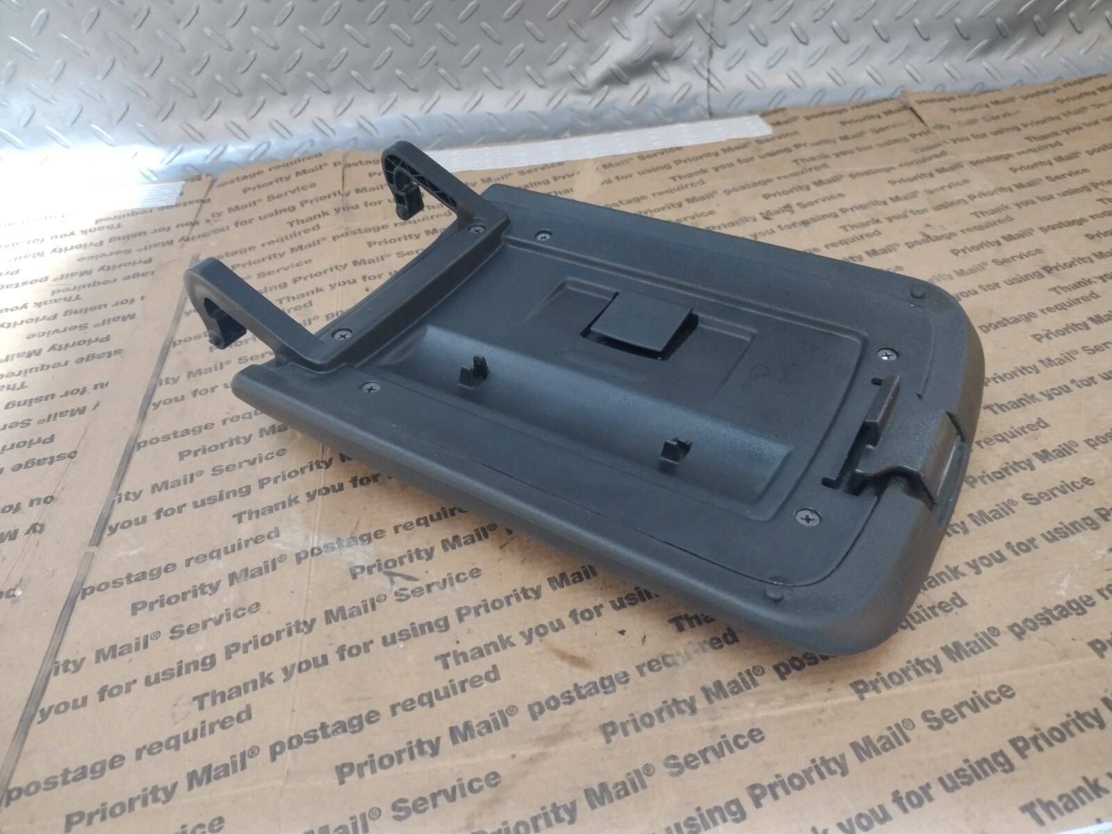 20082009 OEM Pontiac G8 Center Console Arm Rest Lid (NONE SLIDE) eBay