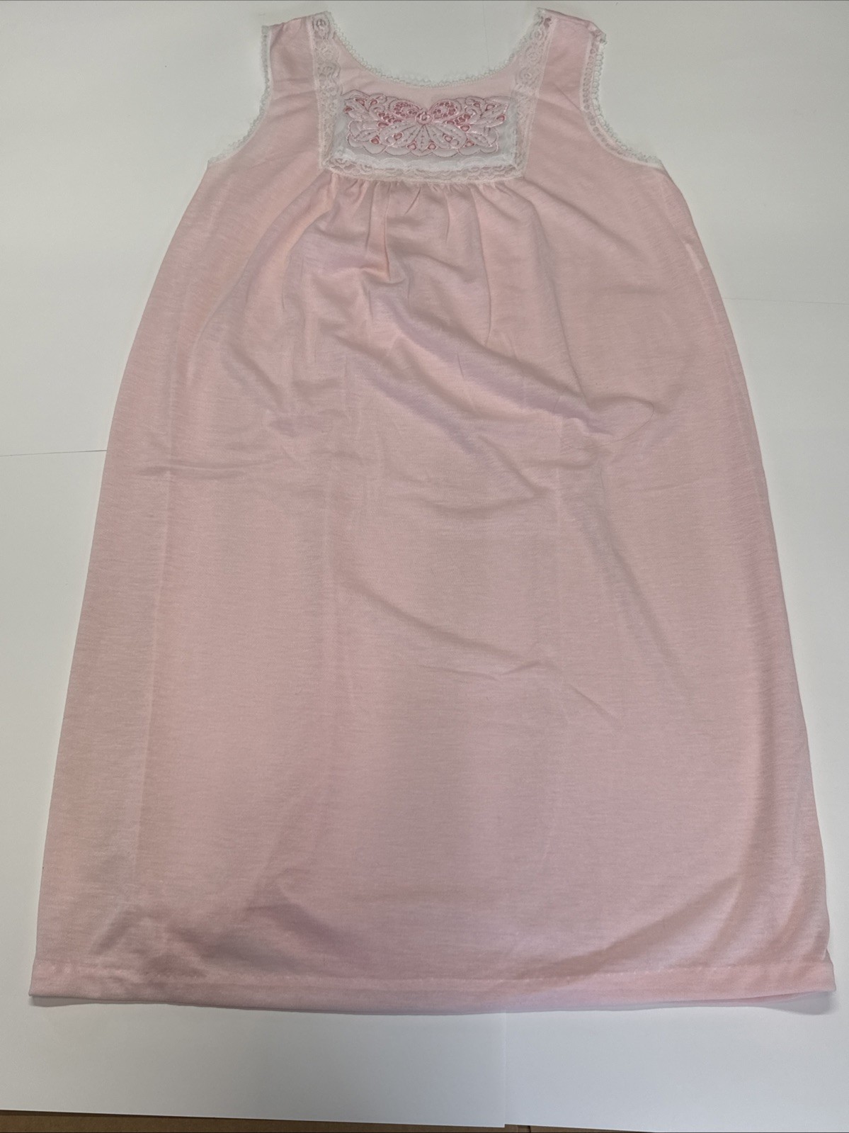 Vintage 2 Piece Pink MED/LG Nightgown & Robe Set Embellishment Lace Trim Soft